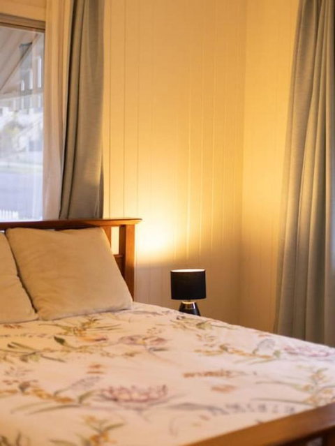 Family Friendly Cozy 4BR House At Annerley - Accommodation Sunshine Coast 4