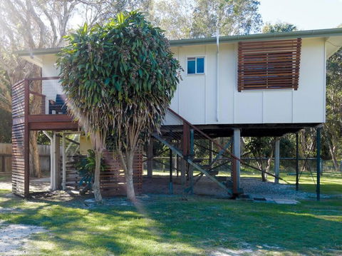 FLINDERS BEACHHOUSE - Accommodation Sunshine Coast 0