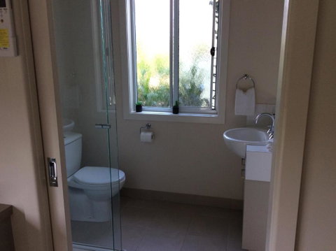 Forrest River Valley- Blue Wren Studio - Accommodation Sunshine Coast 3
