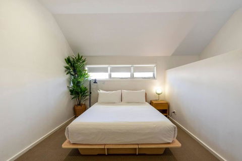 Gawler Townhouses 1a - Accommodation Sunshine Coast 0