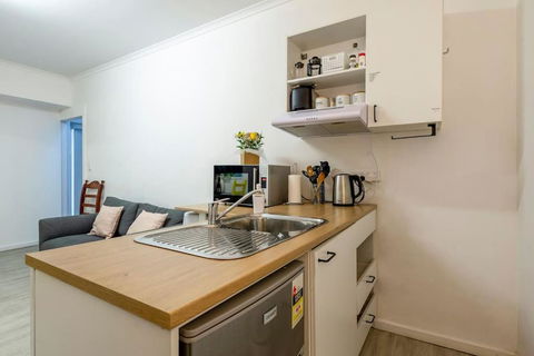 Gawler Townhouses 1a - Accommodation Sunshine Coast 4