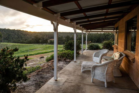 Glen Mervyn Lodge - Accommodation Sunshine Coast 3
