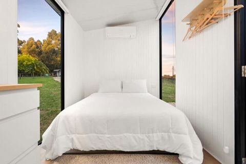 Glorious Escape By Tiny Away - Accommodation Sunshine Coast 3