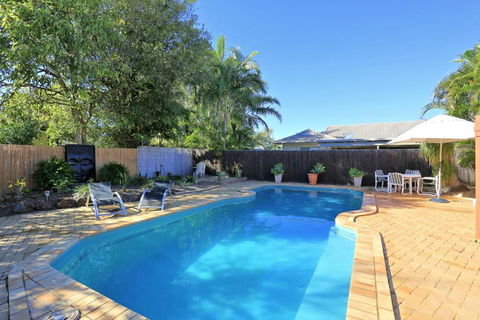Golden Cane Bed & Breakfast - Accommodation Sunshine Coast 1