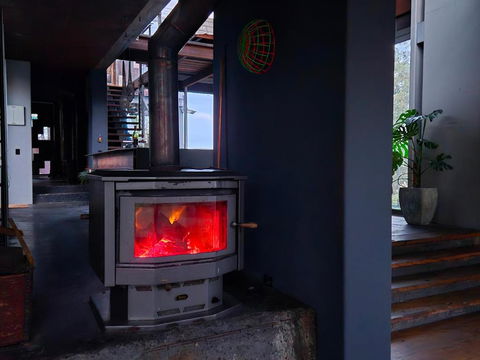 Grand Designs Eco Bush Retreat - Accommodation Sunshine Coast 2