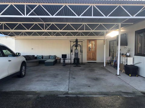 Guesthouse On Grant Street - Accommodation Sunshine Coast 3