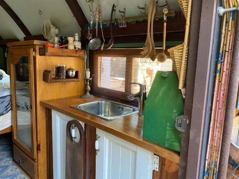 Gypsy Van Tiny House With Unique Outdoor Bathroom, WIFI & Firepit - Accommodation Sunshine Coast 2