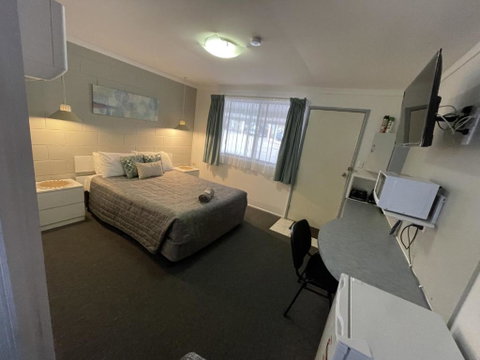Hatton Vale Motel - Accommodation Sunshine Coast 2