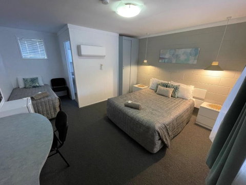 Hatton Vale Motel - Accommodation Sunshine Coast 0