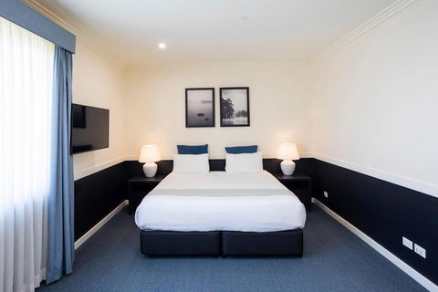 Hawkesbury Race Club Motel - Accommodation Sunshine Coast 0