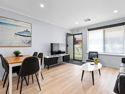 Hectorville Luxe Haven Suite - Accommodation Sunshine Coast 0