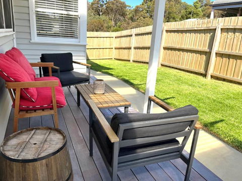 House With Forest Views - Accommodation Sunshine Coast 3