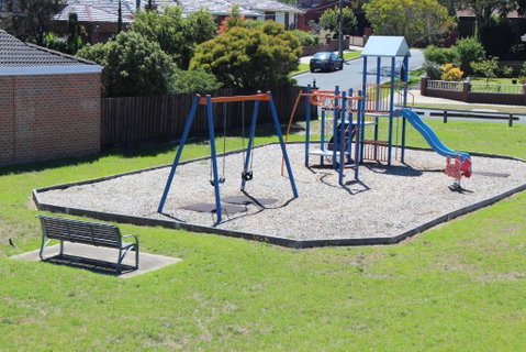 Hume Villa Motor Inn - Accommodation Sunshine Coast 1