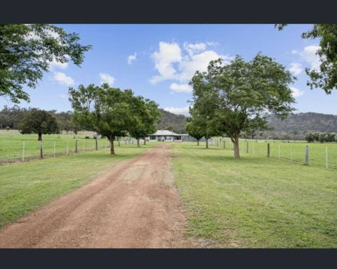 Hunter Village - Accommodation Sunshine Coast 1