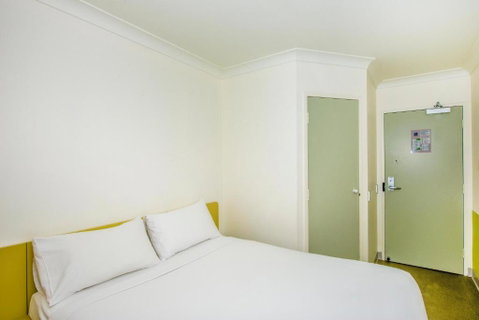 Imperial Motel Windsor - Accommodation Sunshine Coast 2