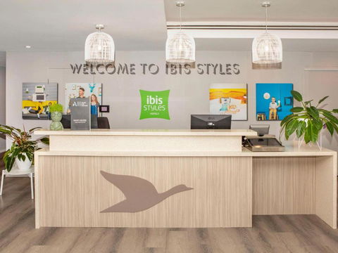 Ibis Styles The Entrance - Accommodation Sunshine Coast 1