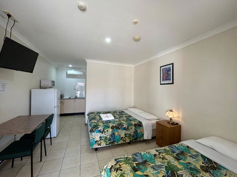 IGrand Motel - Accommodation Sunshine Coast 0