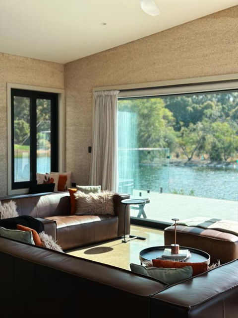 INDICA HEMP HOUSE - Multi Award Winning-Luxury-Eco Designed House-lake Views-hot Tub-Cinema - Accommodation Sunshine Coast 2