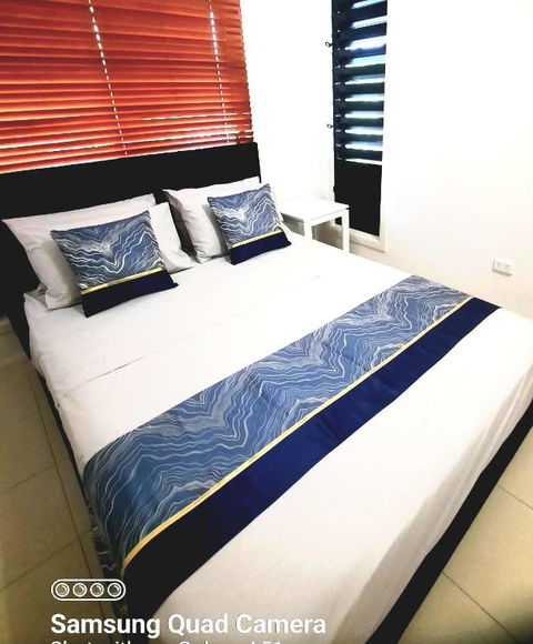 ISLAND ROOM On Magnetic Island - Accommodation Sunshine Coast 0