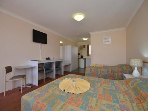 Albion Hotel - Accommodation Sunshine Coast 3