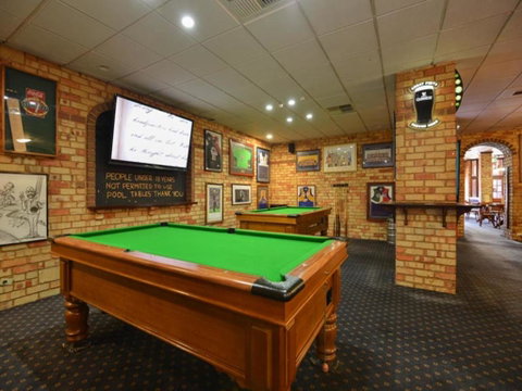Albion Hotel - Accommodation Sunshine Coast 2