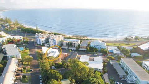 Alex Beach House - Accommodation Sunshine Coast 0