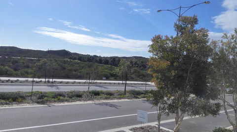 Alkimos Beach Retreat - Accommodation Sunshine Coast 3