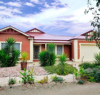 All Seasons Port Elliot Holiday House - Accommodation Sunshine Coast
