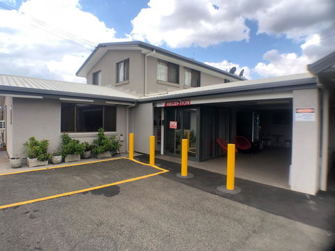 Allan Cunningham Motel - Accommodation Sunshine Coast 0
