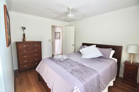 Aloha Alex Beach House Pet-friendly- 450m To The Beach - Accommodation Sunshine Coast 3