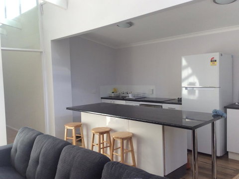 Alpha Centauri Townhouses - Accommodation Sunshine Coast 2