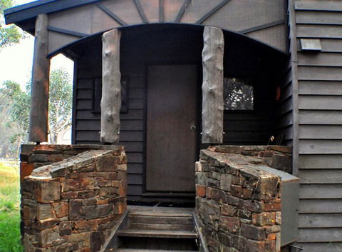 Alpine Interlude - Accommodation Sunshine Coast 0