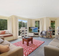 Alpine Vista - Short walk to town centre - Accommodation Sunshine Coast