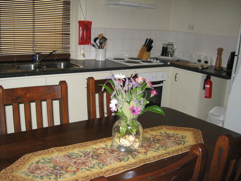 Amalie Cottage Waikerie - Accommodation Sunshine Coast 3