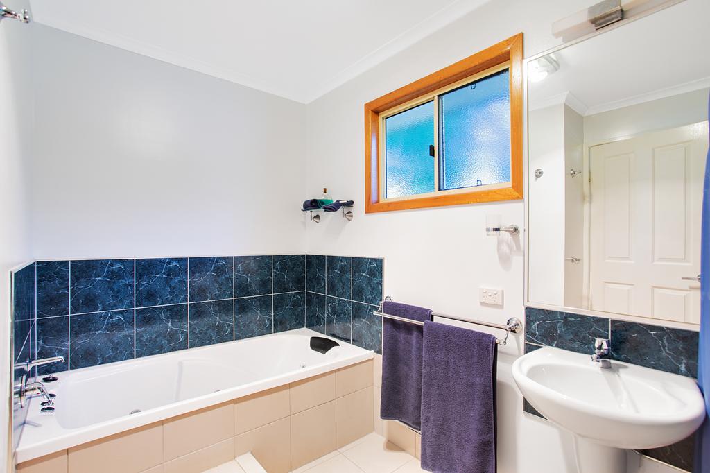 Monkland QLD Accommodation Sunshine Coast