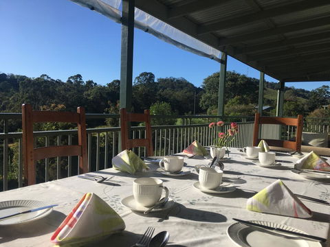 Amamoor Lodge - Accommodation Sunshine Coast 2
