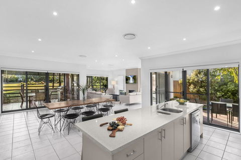 Amaroo Lodge - Accommodation Sunshine Coast 0