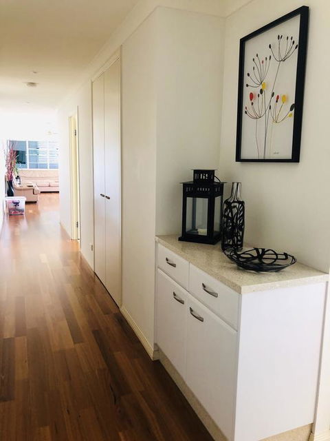 Amazing Apartment Ocean Views And Hot Tub On Balcony - Coolangatta - Accommodation Sunshine Coast 3