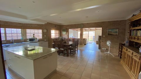 Amazing Beach House - Accommodation Sunshine Coast 3