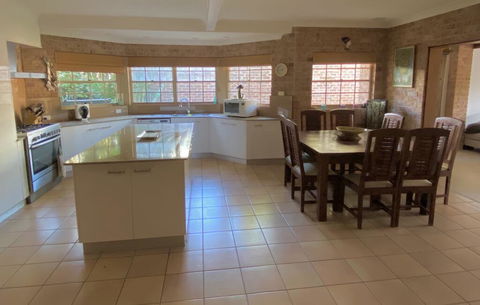 Amazing Beach House - Accommodation Sunshine Coast 1