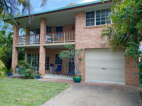 Amazing Beach House - Accommodation Sunshine Coast 0