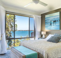 Anne's Waterfront Haven BB - Accommodation Sunshine Coast