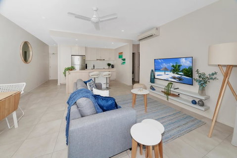 Apartment Close To The City Life On Lake 3 - Accommodation Sunshine Coast 0