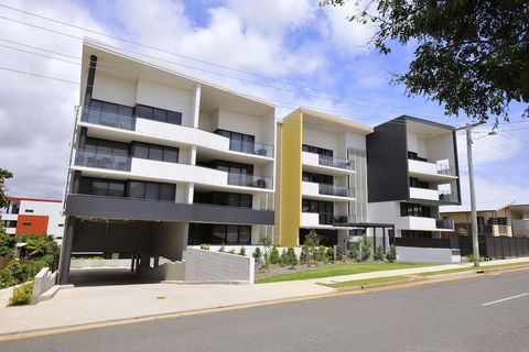 Apartments G60 Gladstone - Accommodation Sunshine Coast 0