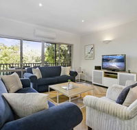 APOLLO BAY HOLIDAY HOUSE - walk to beach  wifi - Accommodation Sunshine Coast
