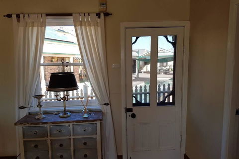 Appin Homestay Country Cabin - Accommodation Sunshine Coast 1