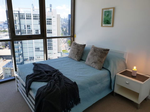 Aqua Newstead Apartment - Accommodation Sunshine Coast 1
