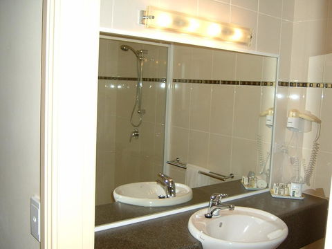 Armidale Pines Motel - Accommodation Sunshine Coast 1