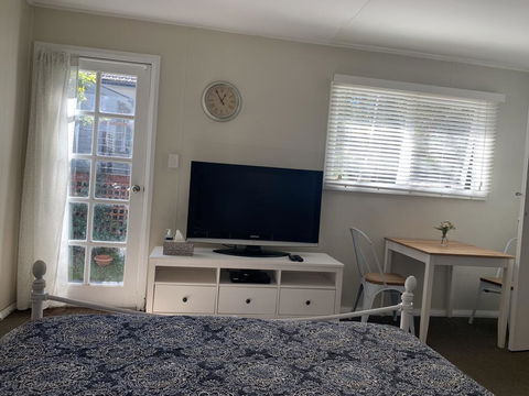 Aroha Studio - Accommodation Sunshine Coast 3