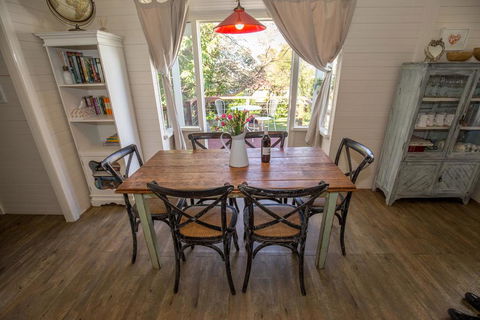 Arohanui - Accommodation Sunshine Coast 2